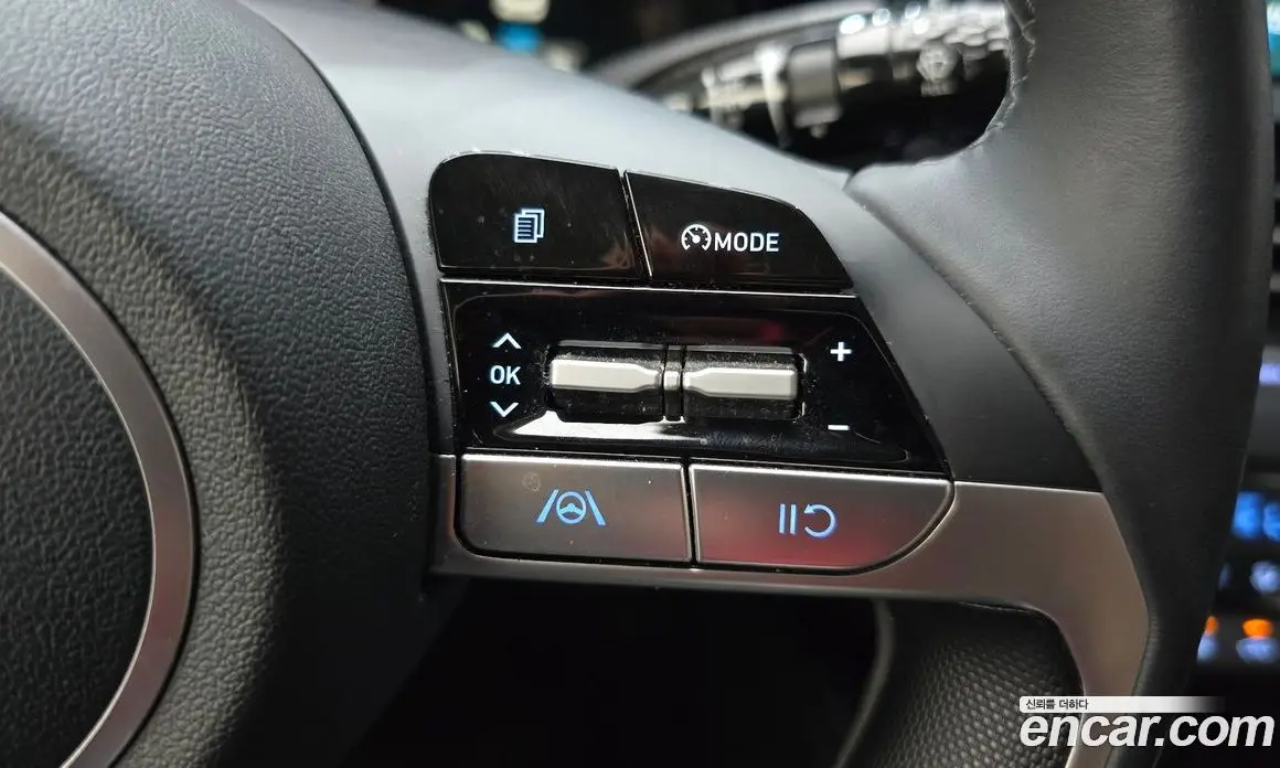 Hyundai Avante 2023 1.6 автомат (гидро), фото 24