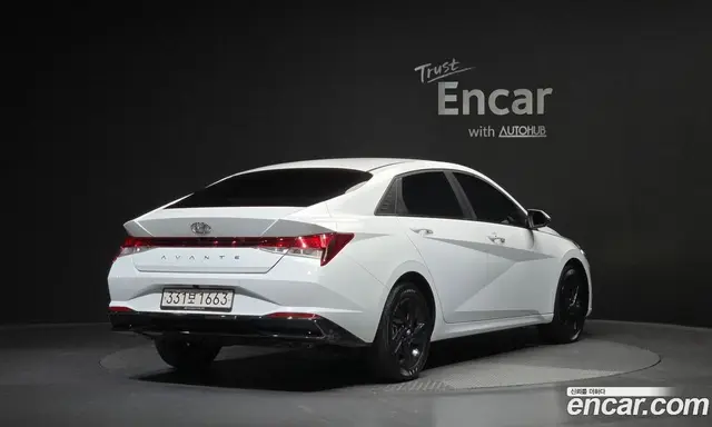 Hyundai Avante 2023 1.6 автомат (гидро), миниатюра 2