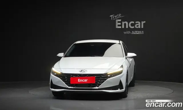 Hyundai Avante 2023 1.6 автомат (гидро), миниатюра 3