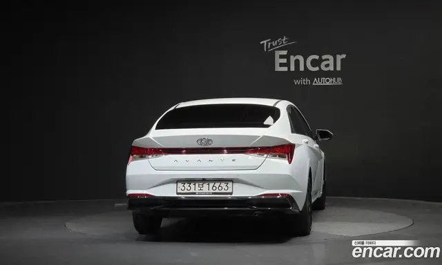 Hyundai Avante 2023 1.6 автомат (гидро), миниатюра 4