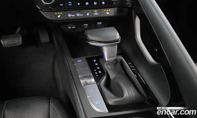 Hyundai Avante 2023 1.6 автомат (гидро), миниатюра 9