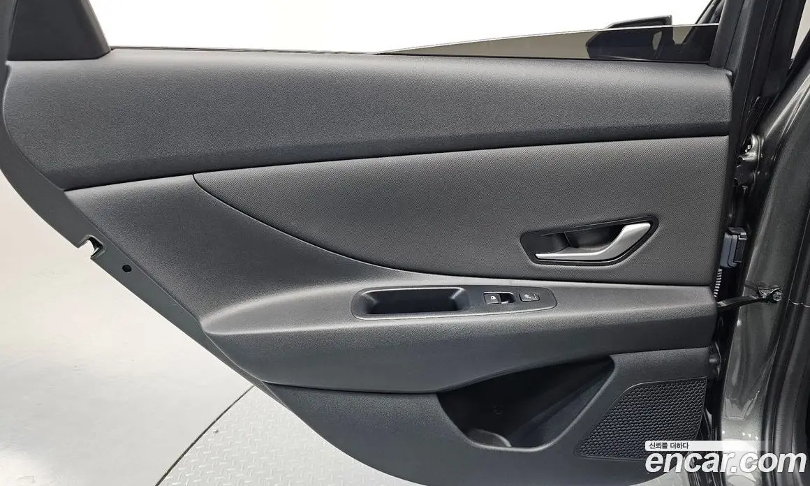 Hyundai Avante 2025 1.6 автомат (гидро), фото 15