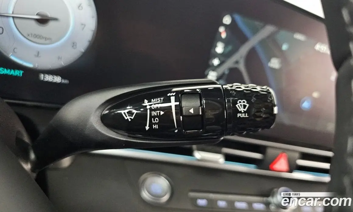 Hyundai Avante 2025 1.6 автомат (гидро), фото 24