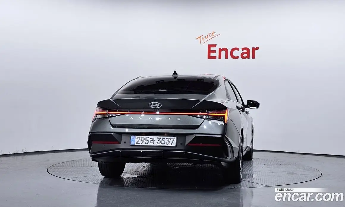 Hyundai Avante 2025 1.6 автомат (гидро), фото 4