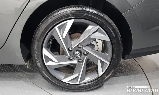 Hyundai Avante 2025 1.6 автомат (гидро), миниатюра 7