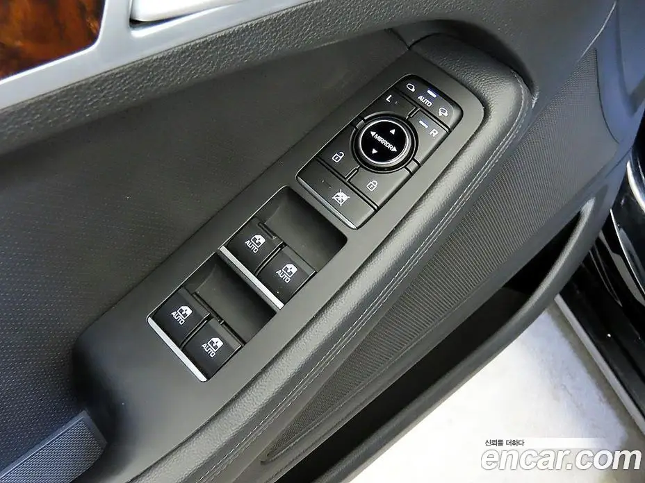 Hyundai Genesis 2014 3.3 автомат (гидро), фото 12
