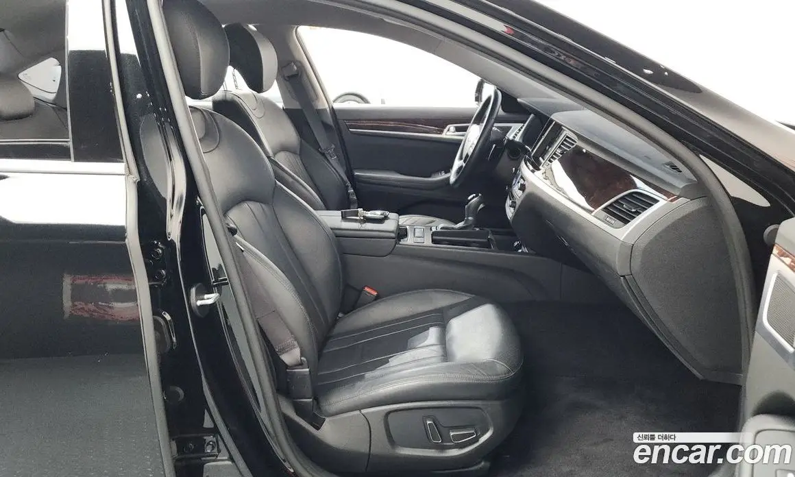 Hyundai Genesis 2016 3.3 автомат (гидро), фото 11