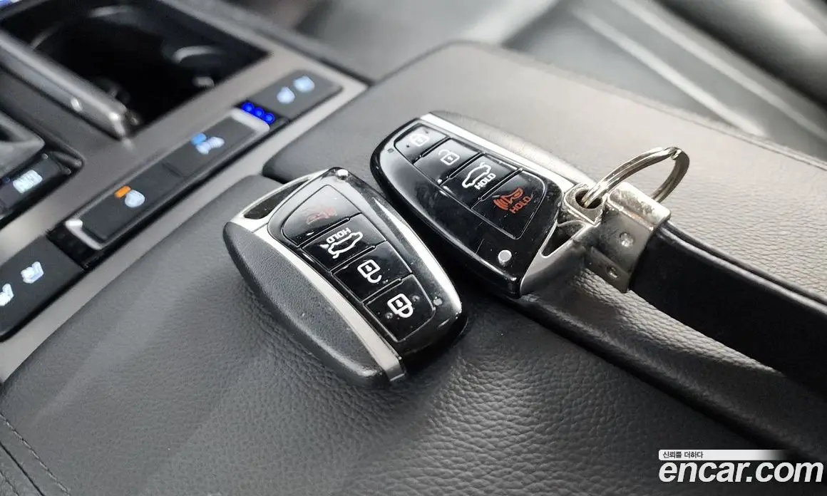 Hyundai Genesis 2016 3.3 автомат (гидро), фото 16