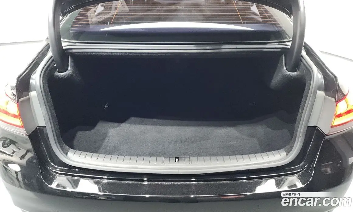 Hyundai Genesis 2016 3.3 автомат (гидро), фото 19