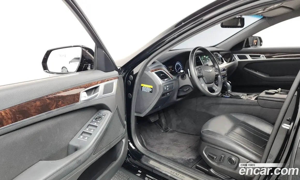 Hyundai Genesis 2016 3.3 автомат (гидро), фото 10