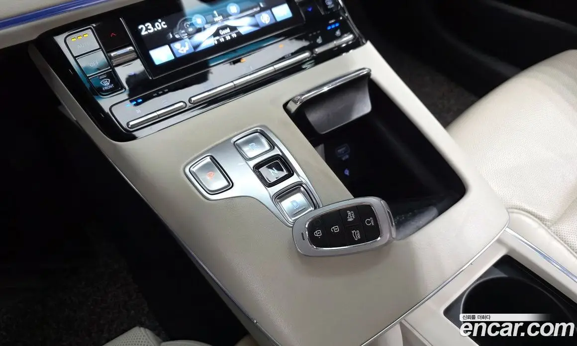 Hyundai Grandeur 2022 2.5 автомат (гидро), фото 12