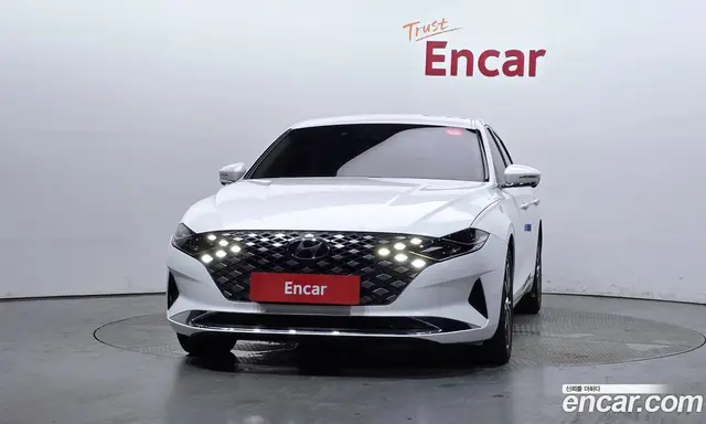 Hyundai Grandeur 2022 2.5 автомат (гидро), миниатюра 3