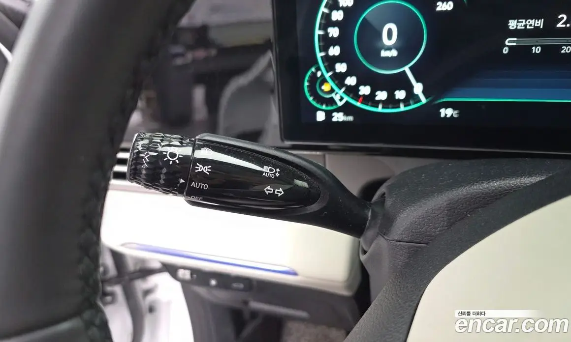 Hyundai Grandeur 2022 2.5 автомат (гидро), фото 29