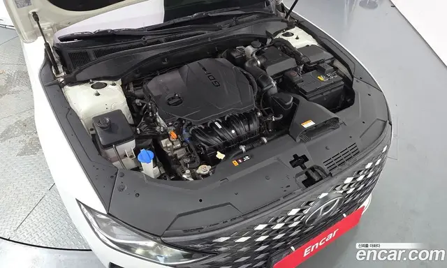Hyundai Grandeur 2022 2.5 автомат (гидро), миниатюра 6