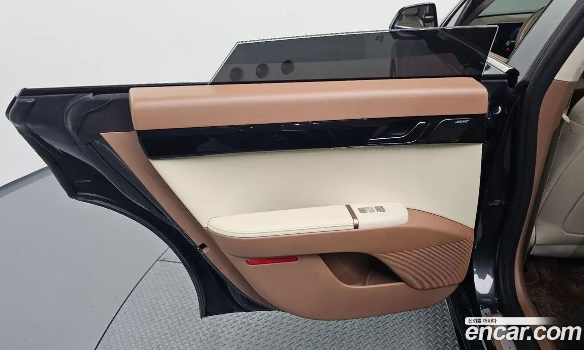 Hyundai Grandeur 2023 1.6 автомат (гидро), фото 15