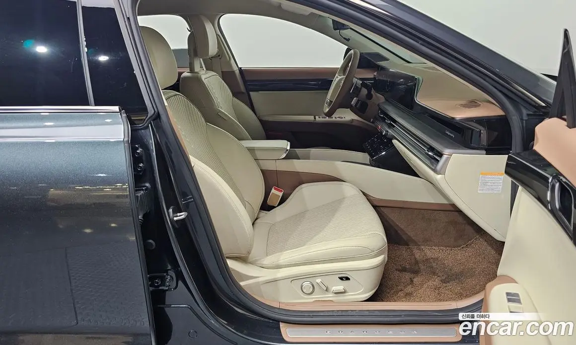 Hyundai Grandeur 2023 1.6 автомат (гидро), фото 16