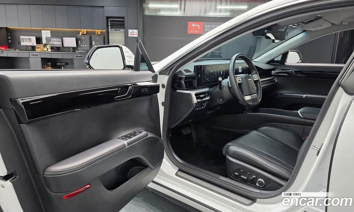 Hyundai Grandeur 2024 1.6 автомат (гидро), фото 12