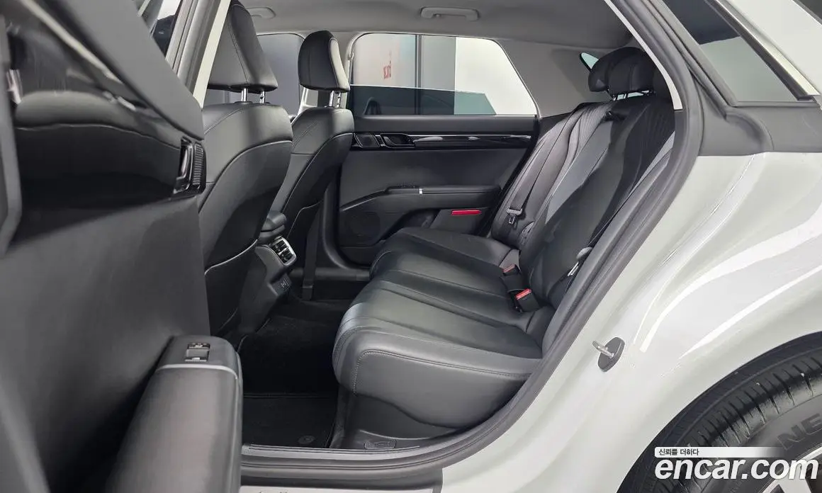 Hyundai Grandeur 2024 1.6 автомат (гидро), фото 17