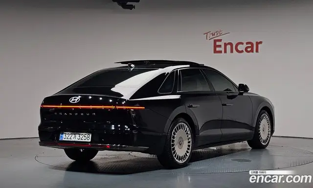 Hyundai Grandeur 2024 1.6 автомат (гидро), миниатюра 1