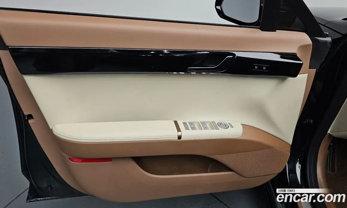 Hyundai Grandeur 2024 1.6 автомат (гидро), фото 13