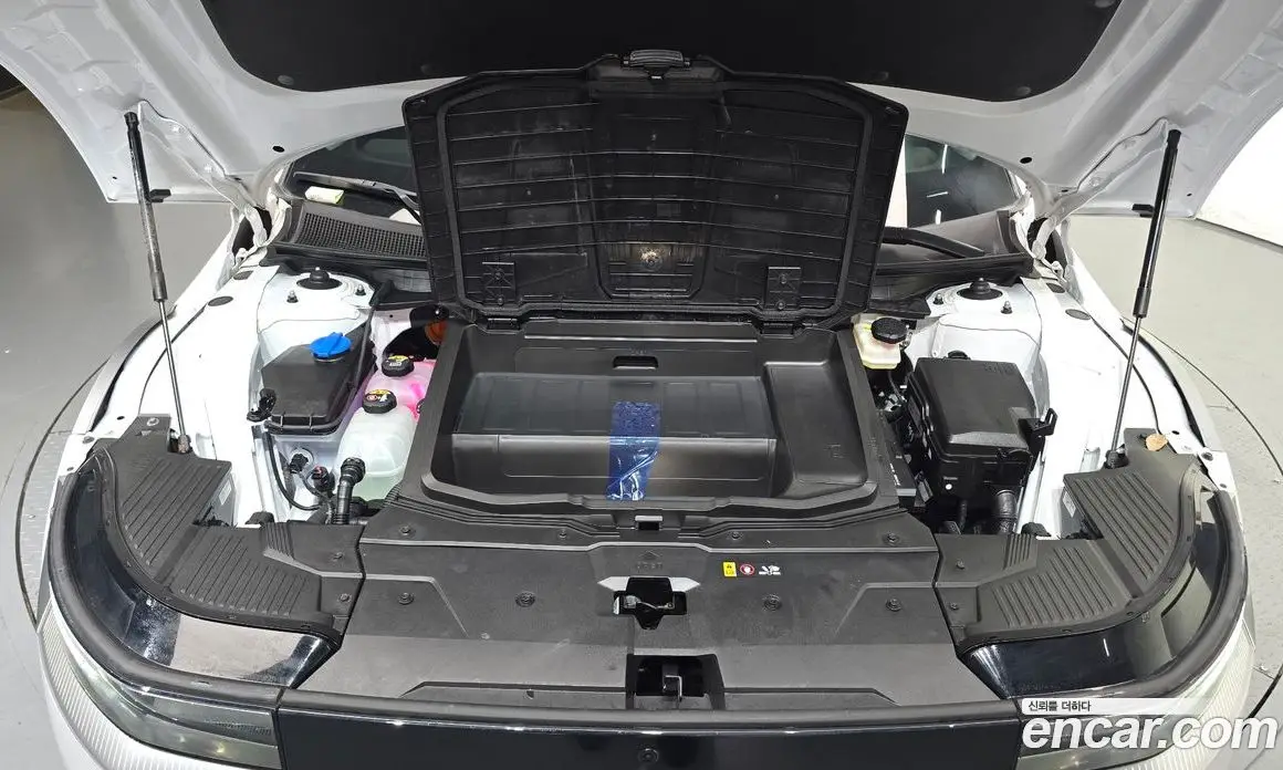 Hyundai Ioniq 5 2024 0.1 автомат (гидро), фото 6