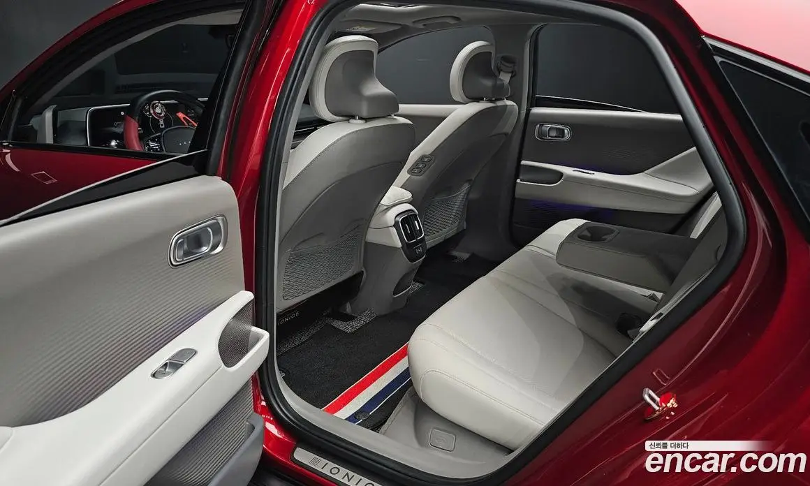 Hyundai Ioniq 6 2023 0.1 автомат (гидро), фото 12
