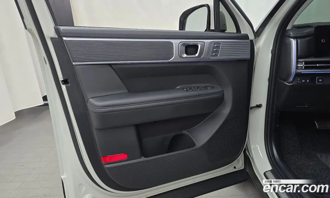 Hyundai Santa Fe 2024 1.6 автомат (гидро), фото 13