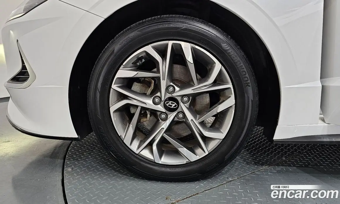 Hyundai Sonata 2020 2.0 автомат (гидро), фото 5