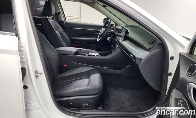 Hyundai Sonata 2025 1.6 автомат (гидро), миниатюра 12