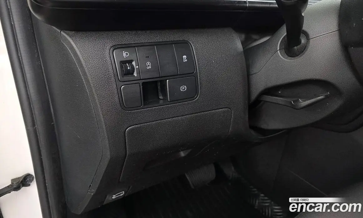 Hyundai Staria 2022 2.2 автомат (гидро), фото 24