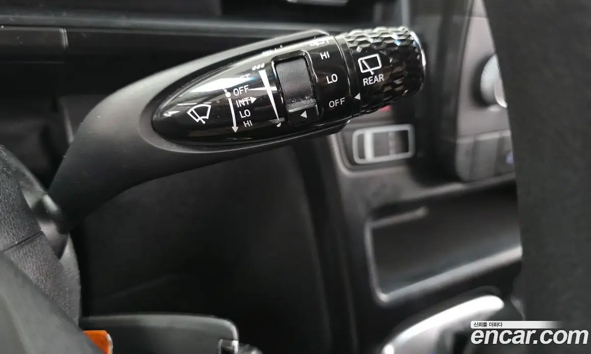 Hyundai Staria 2022 2.2 автомат (гидро), фото 25
