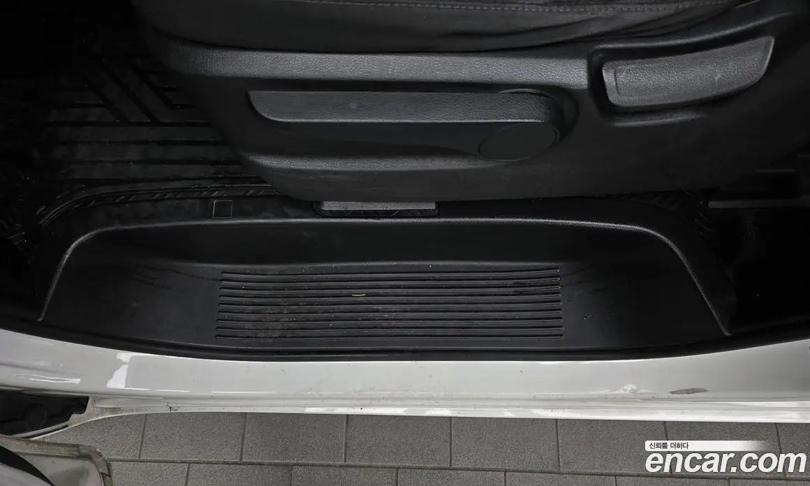 Hyundai Staria 2022 2.2 автомат (гидро), фото 28