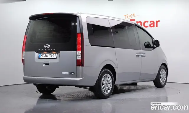 Hyundai Staria 2025 2.2 автомат (гидро), миниатюра 2