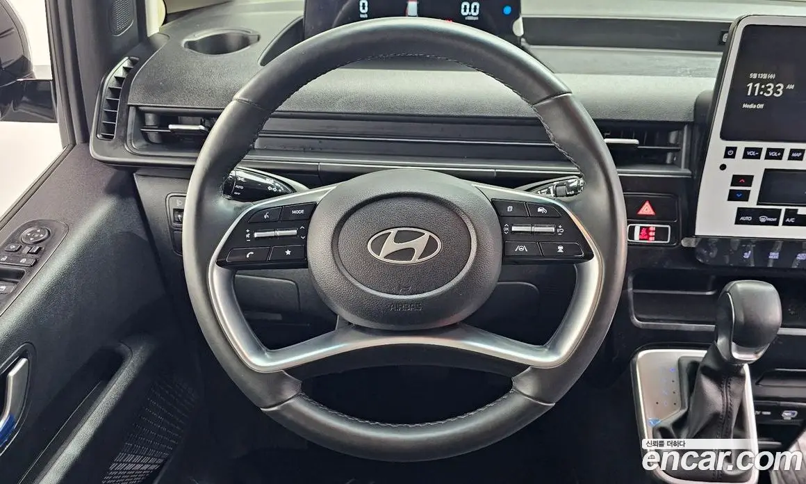 Hyundai Staria 2025 2.2 автомат (гидро), фото 13