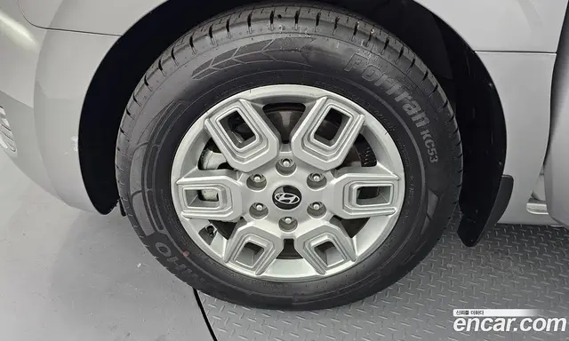 Hyundai Staria 2025 2.2 автомат (гидро), миниатюра 5