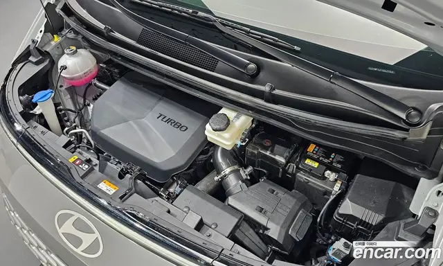 Hyundai Staria 2025 2.2 автомат (гидро), миниатюра 6