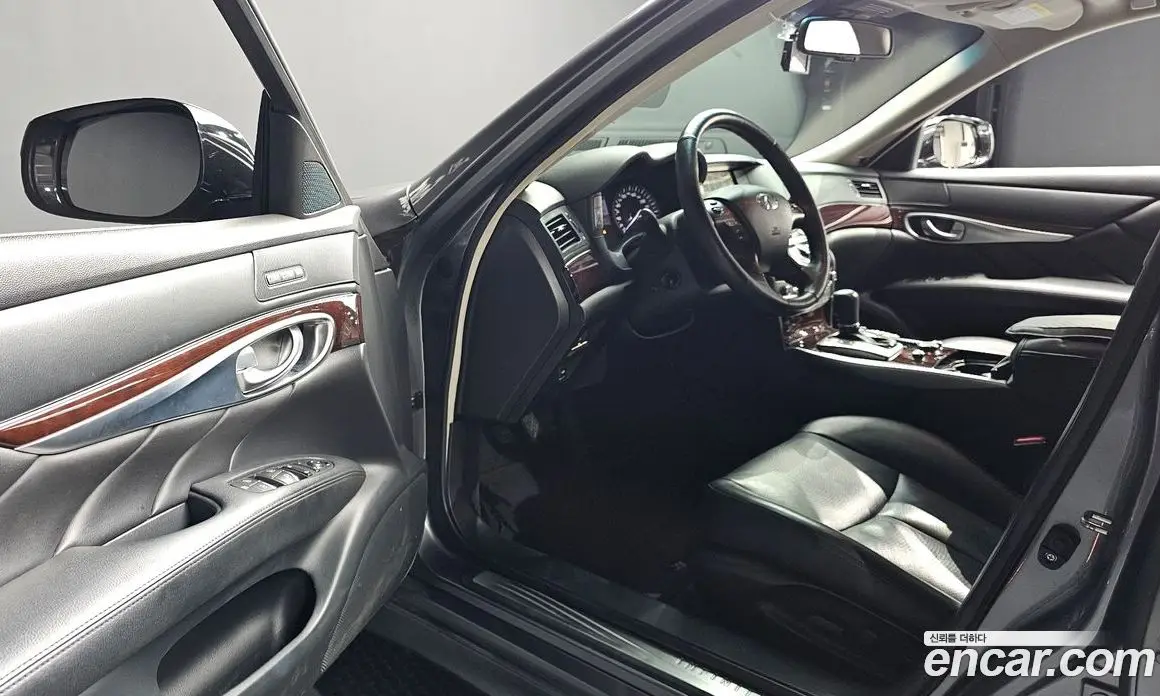 Infiniti Q70 2016 3.7 автомат (гидро), фото 13