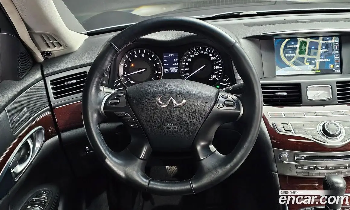 Infiniti Q70 2016 3.7 автомат (гидро), фото 19