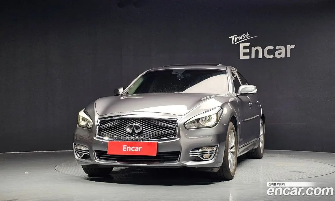 Infiniti Q70 2016 3.7 автомат (гидро), фото 3