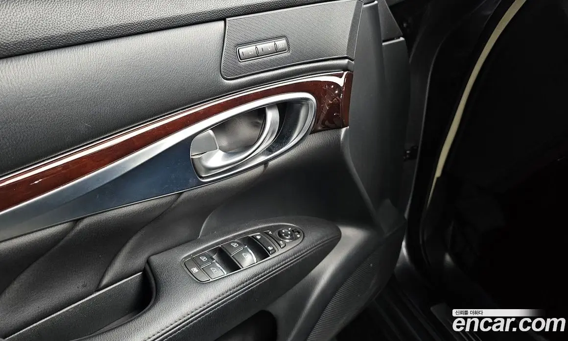 Infiniti Q70 2016 3.7 автомат (гидро), фото 29
