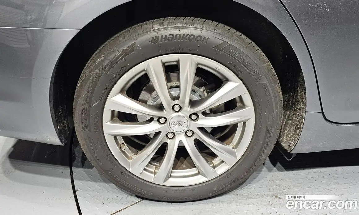 Infiniti Q70 2016 3.7 автомат (гидро), фото 5