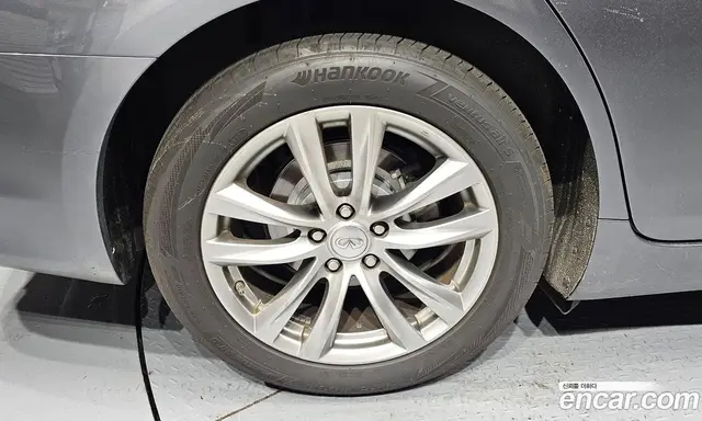 Infiniti Q70 2016 3.7 автомат (гидро), миниатюра 5