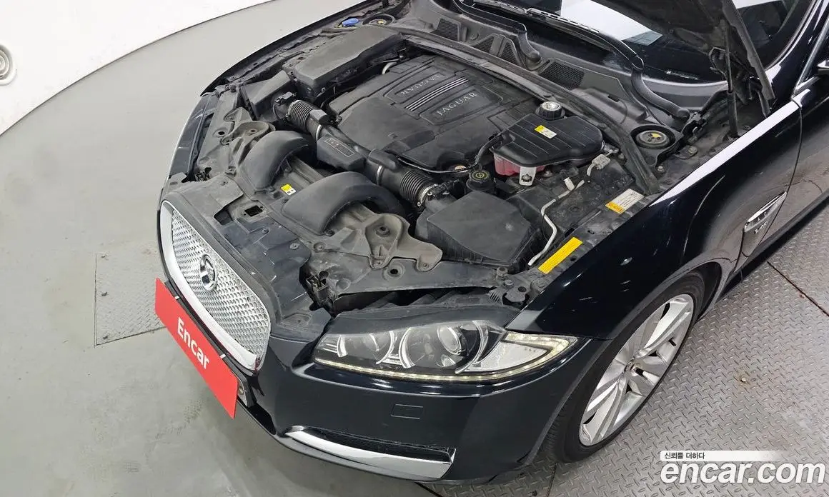 Jaguar XF 2012 5.0 автомат (гидро), фото 6