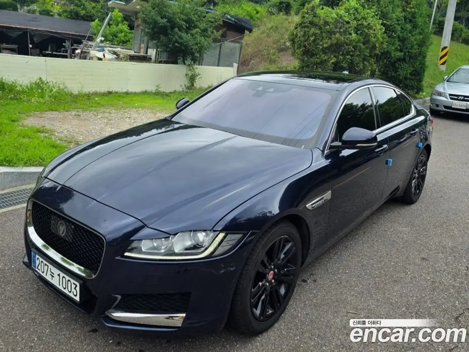 Jaguar XF 2017 2.0 автомат (гидро), фото 3