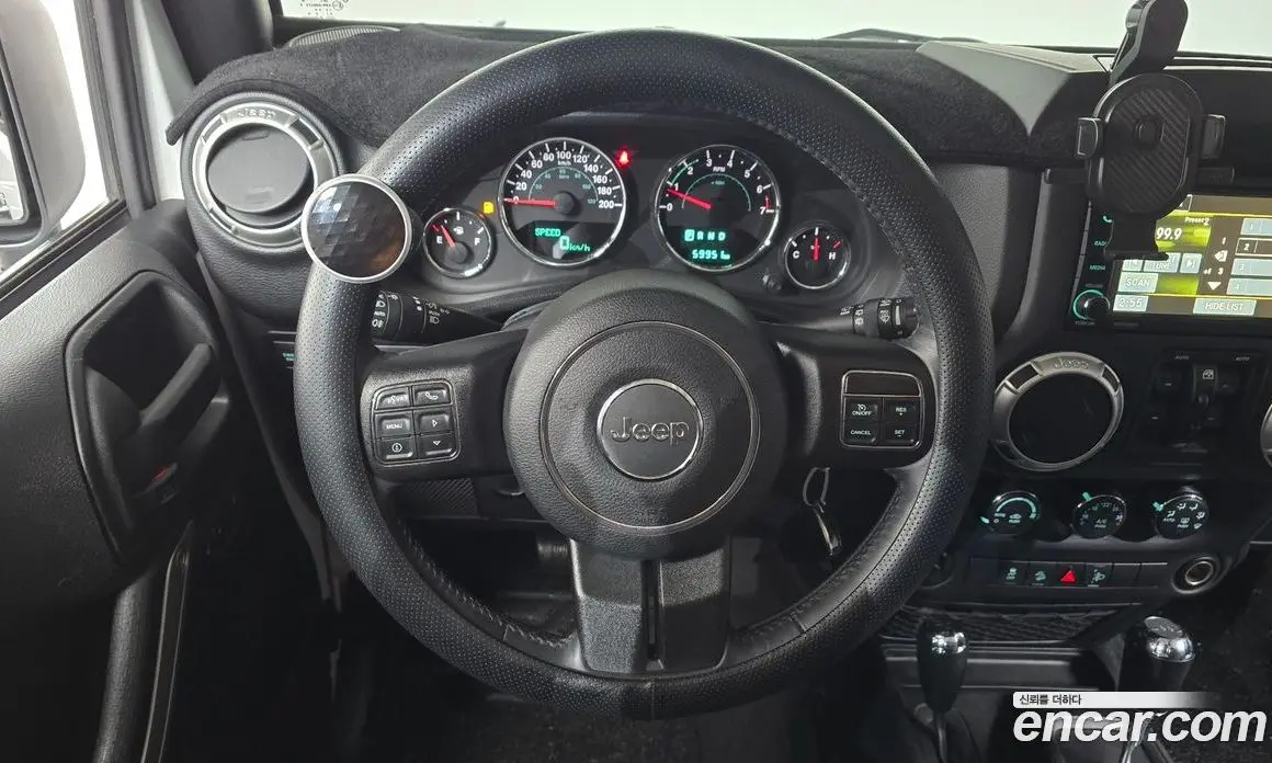 Jeep Wrangler 2016 3.6 автомат (гидро), фото 13 Jeep Wrangler 2016 3.6 автомат (гидро), фото 13