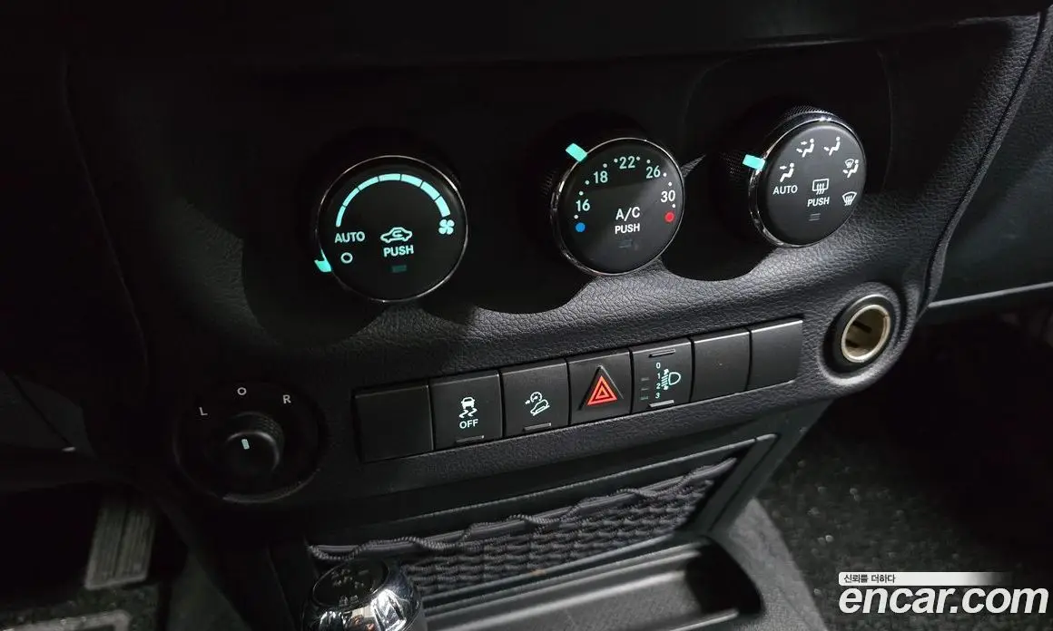 Jeep Wrangler 2016 3.6 автомат (гидро), фото 15 Jeep Wrangler 2016 3.6 автомат (гидро), фото 15