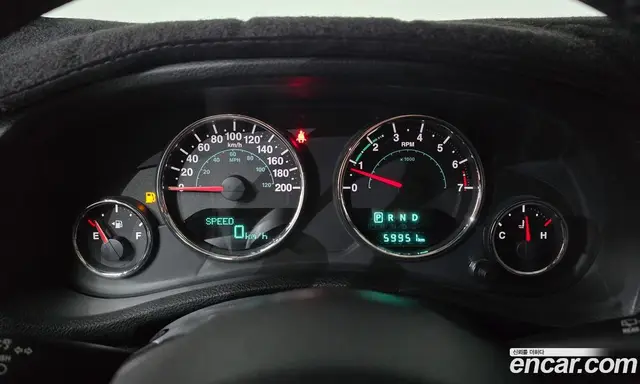 Jeep Wrangler 2016 3.6 автомат (гидро), миниатюра 8 Jeep Wrangler 2016 3.6 автомат (гидро), миниатюра 8