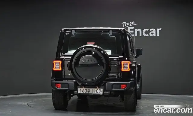 Jeep Wrangler 2019 2.0 автомат (гидро), миниатюра 4