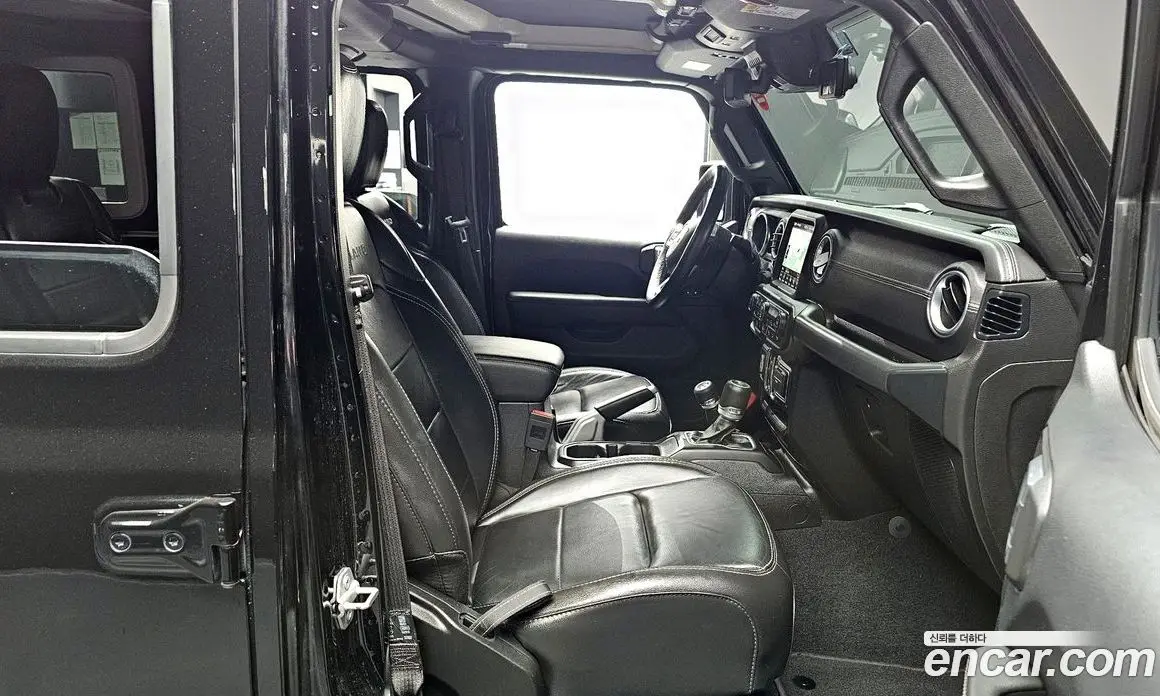 Jeep Wrangler 2019 2.0 автомат (гидро), фото 10