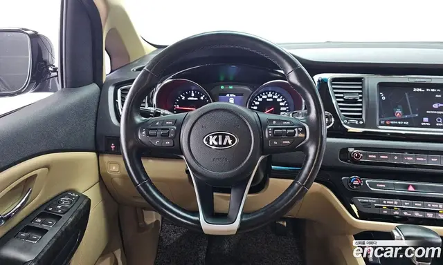 Kia Carnival 2019 2.2 автомат (гидро), миниатюра 12